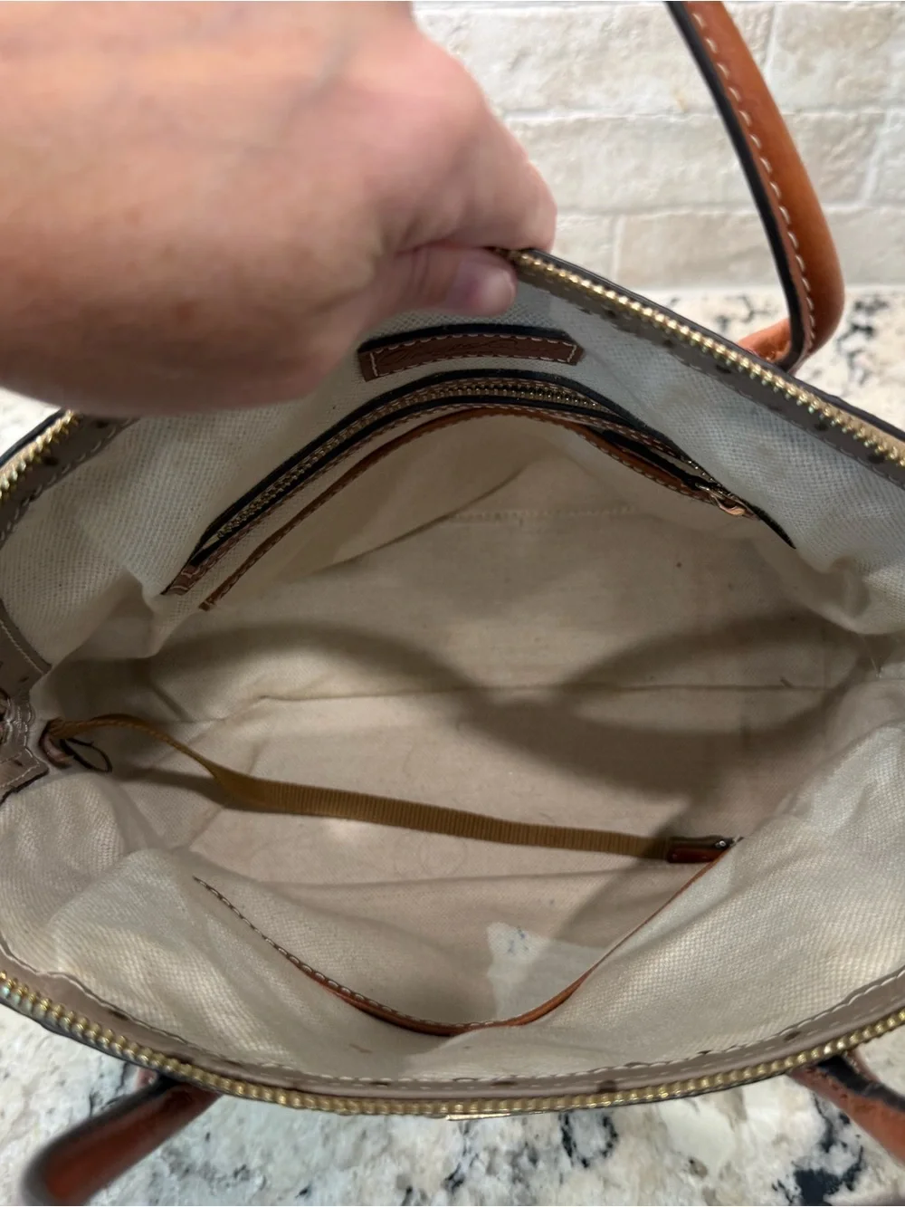 Dooney & Bourke EUC Taupe Ostrich-Embossed Satchel w/Brown Trim